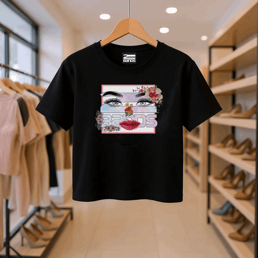 T-shirt crop face